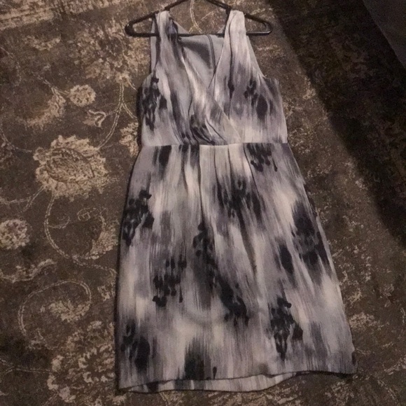 Banana Republic silk dress - Picture 1 of 9